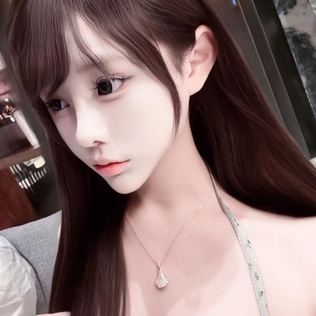 奈奈  ㅤㅤ⠀