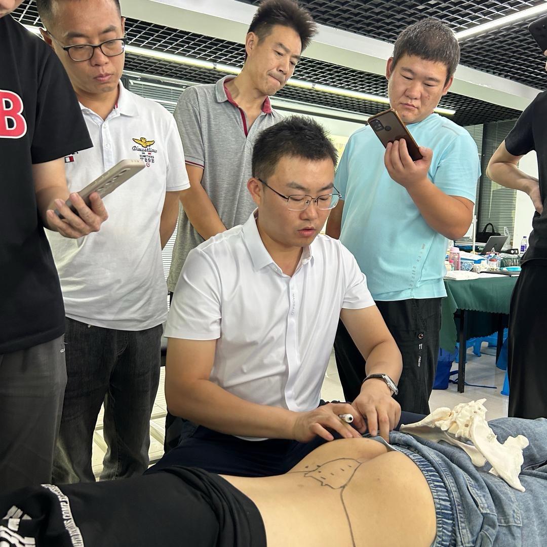 闫老师教推拿技术