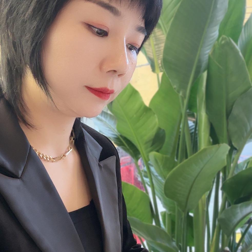 很懂皮肤的苏扬