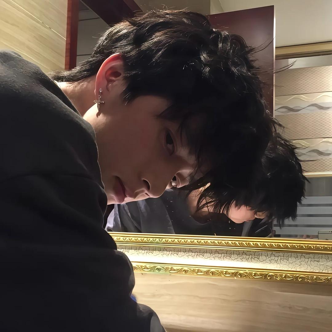 ㅤ ㅤ ㅤ ㅤ睡不醒