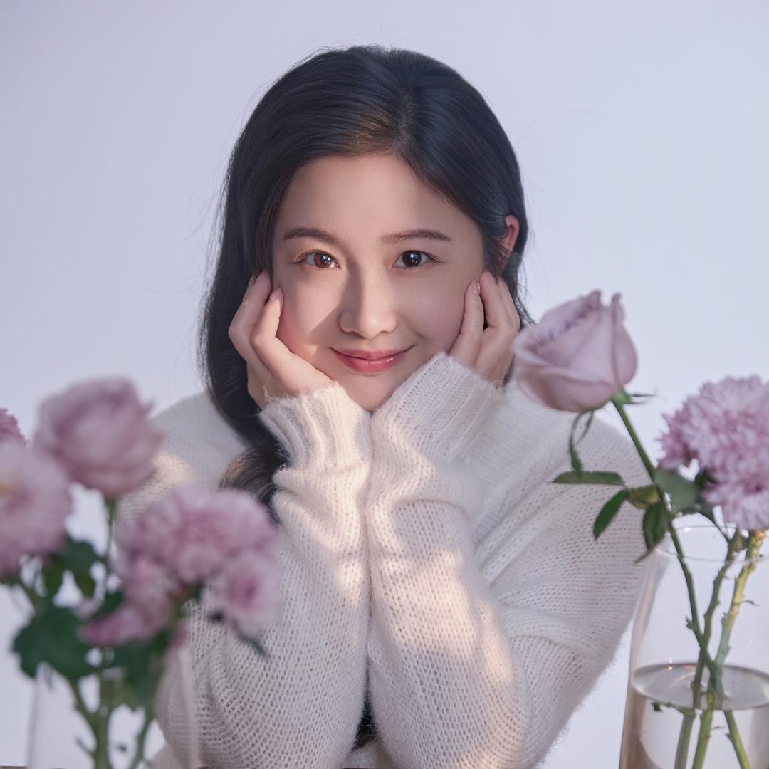 用户83763837373387