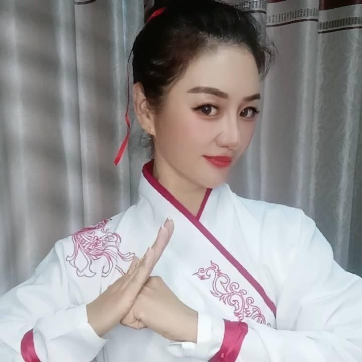 千家万果园；（凤梨西施）