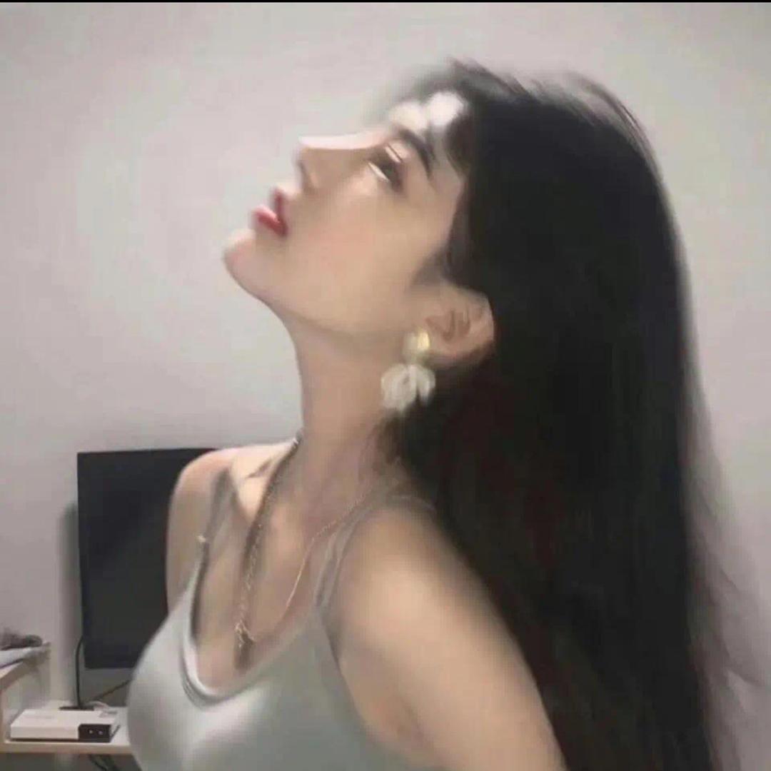 不知深浅🖤