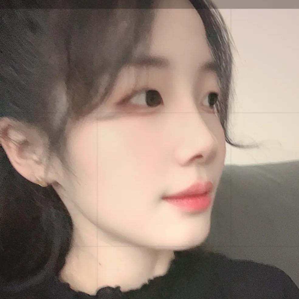 卅铺衣香庭女装～笪风玲