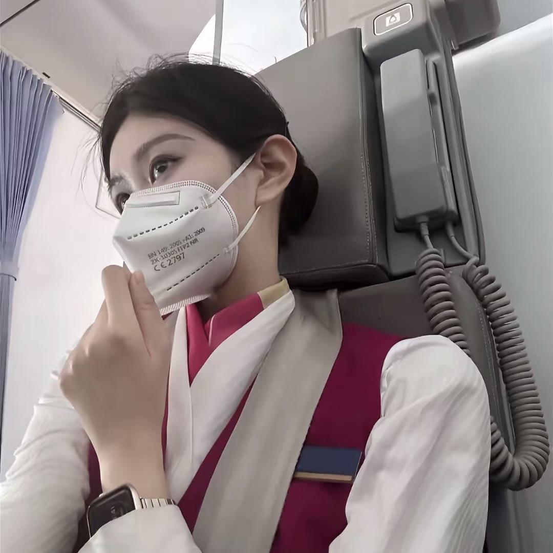 空姐妮妮