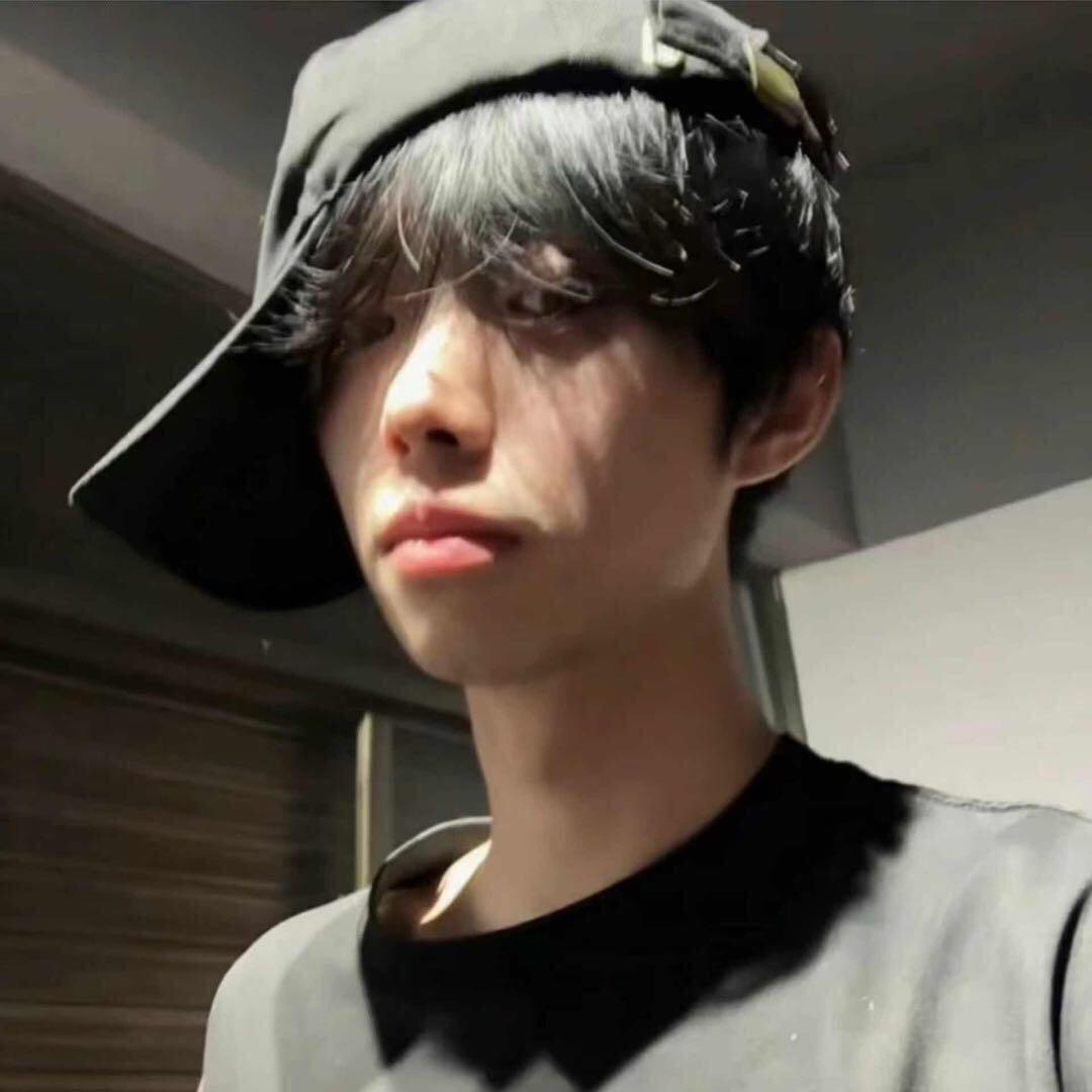松.