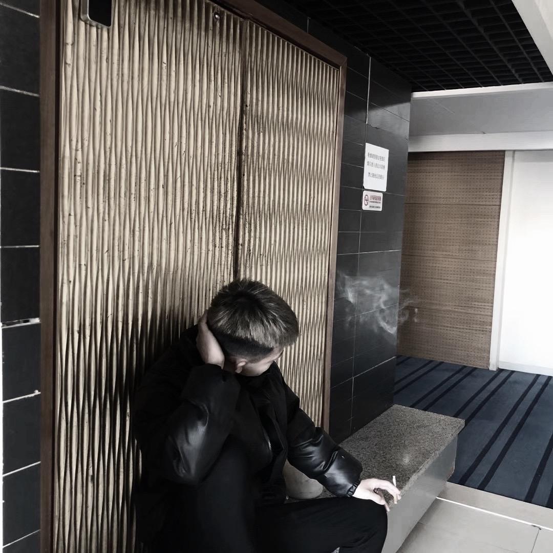 .WO尼MA.