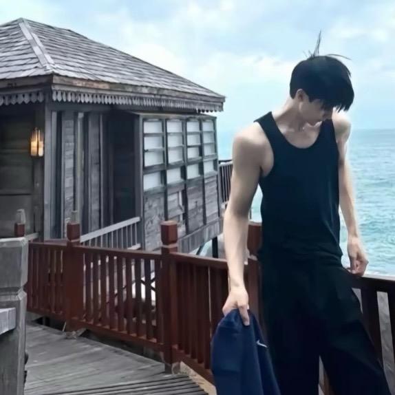 驫行男装