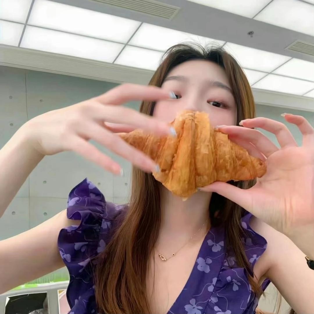 爱吃蛋挞🧈派