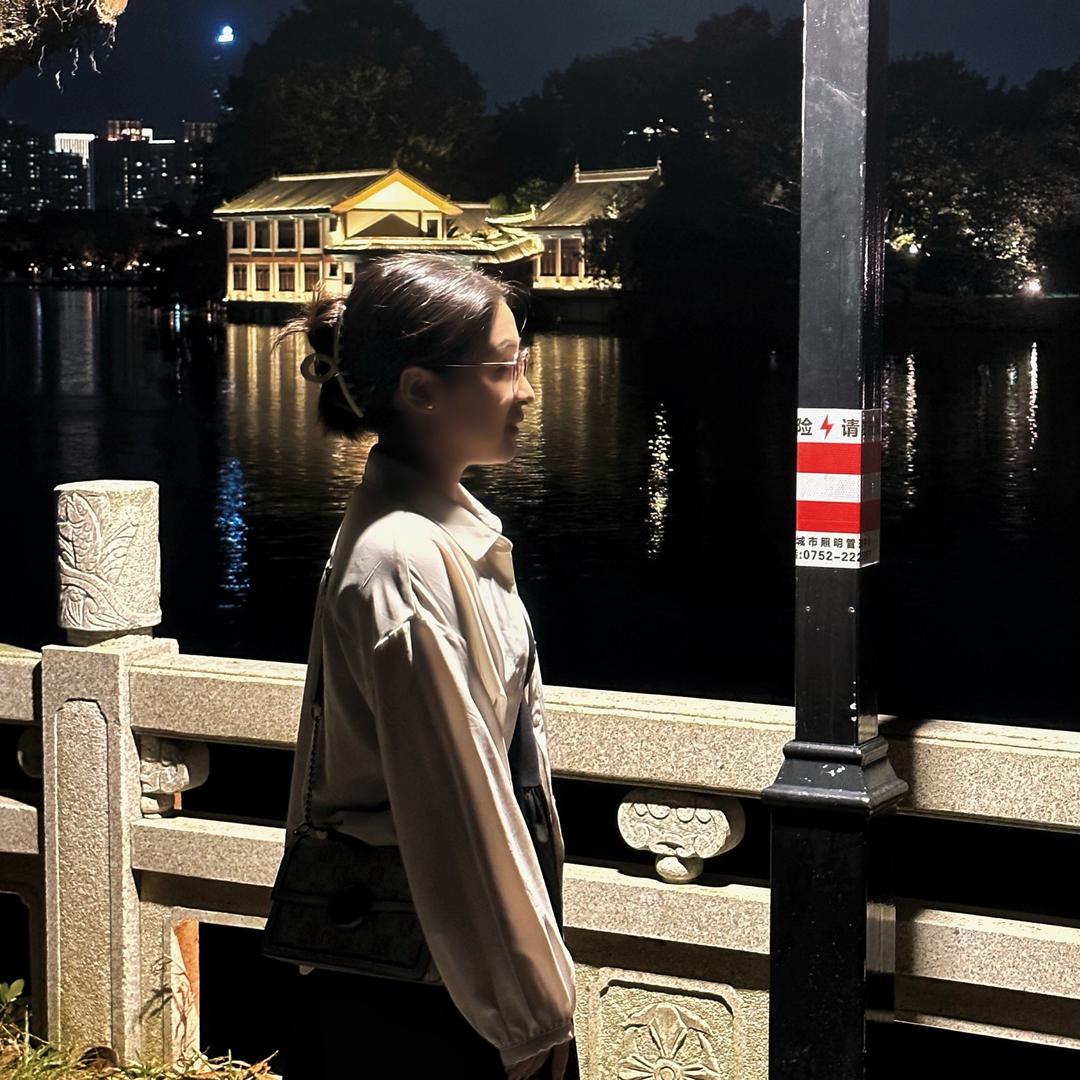 杨小萌