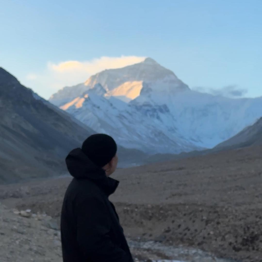 不愿意透漏姓名的X