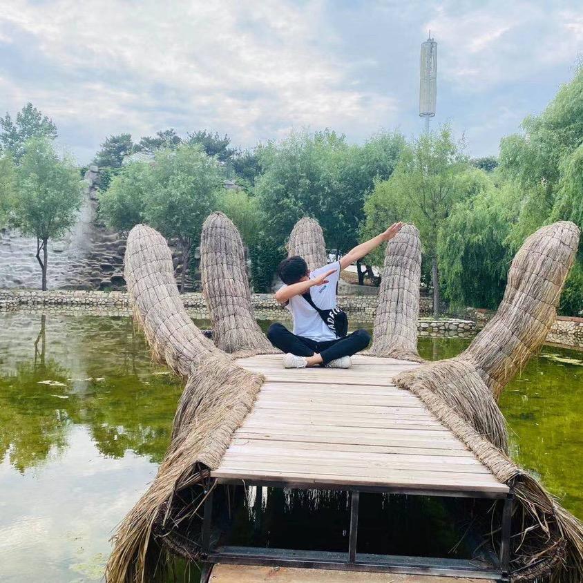 小小任