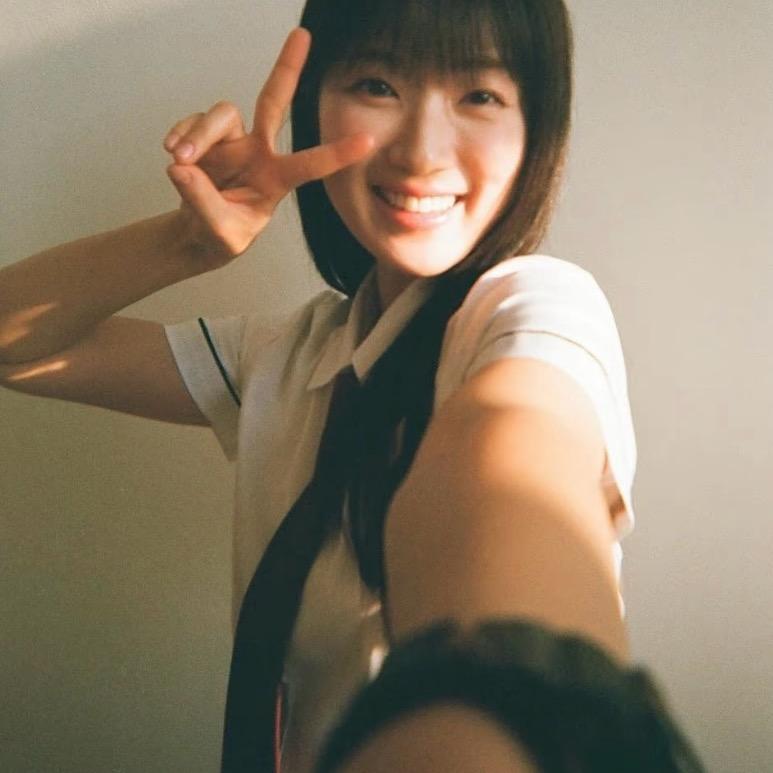 偷偷摸摸的小滑