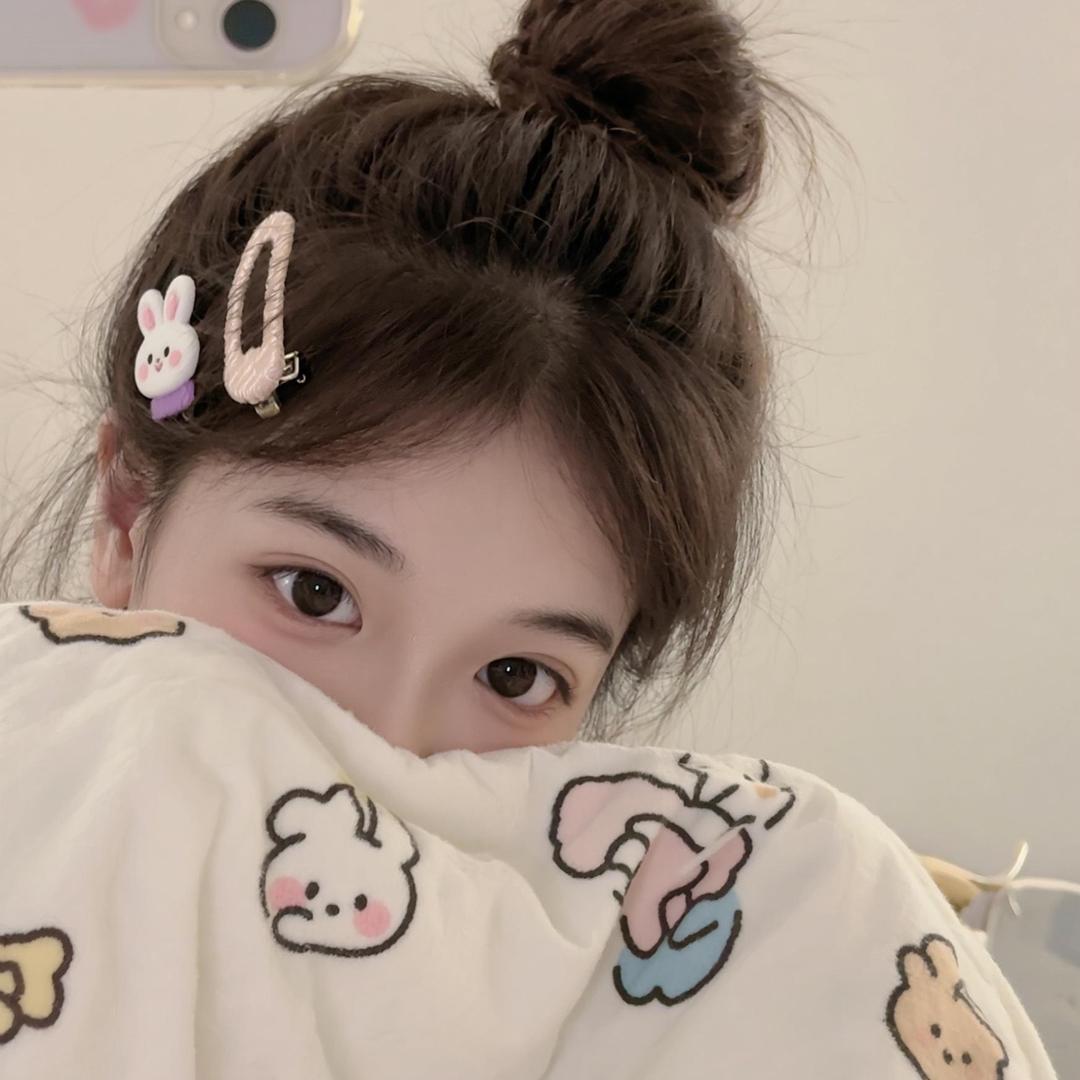 恩依.