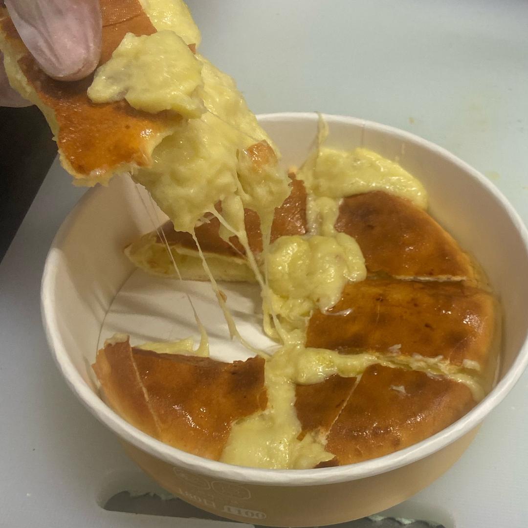 °东海颜姐爆浆榴莲芝士饼