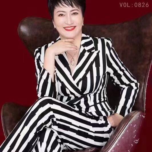 TINNO系统入户门-红姐