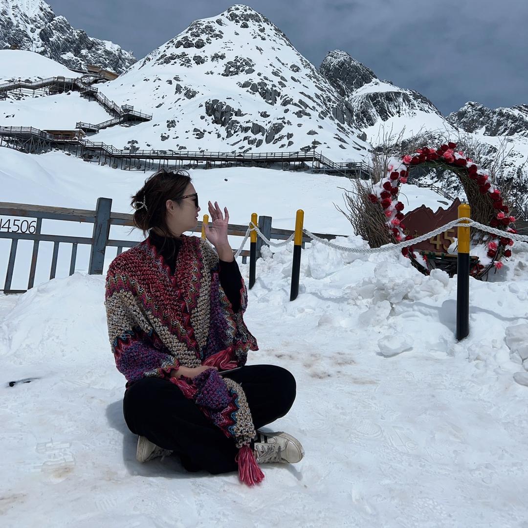 海南化妆师肥燕