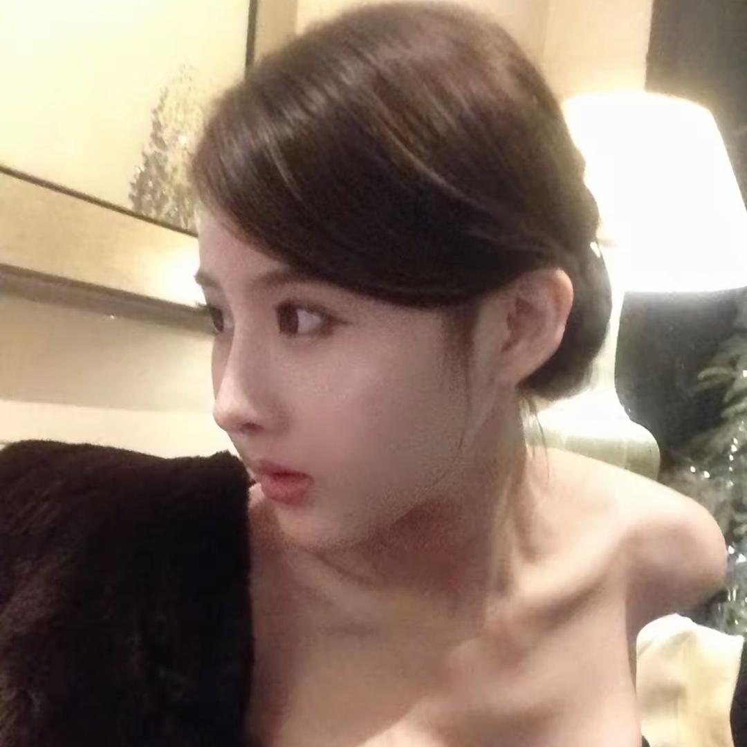 姩姩.