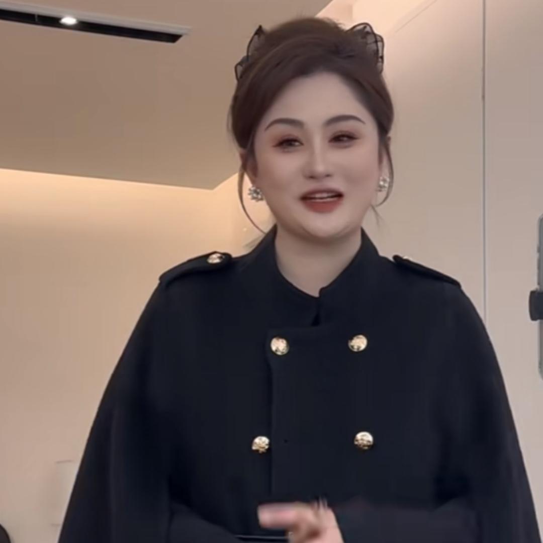 大码胖佳佳穿搭