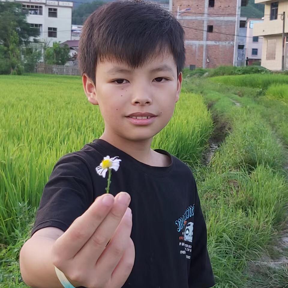 小美学跳舞
