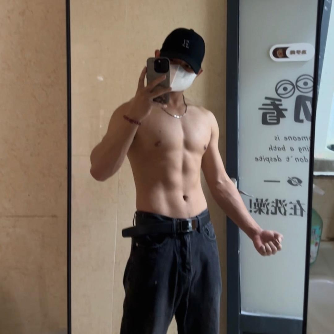小龙同学🏋️