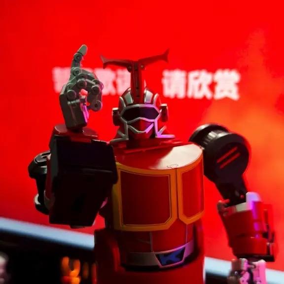 玩数码的卡布达