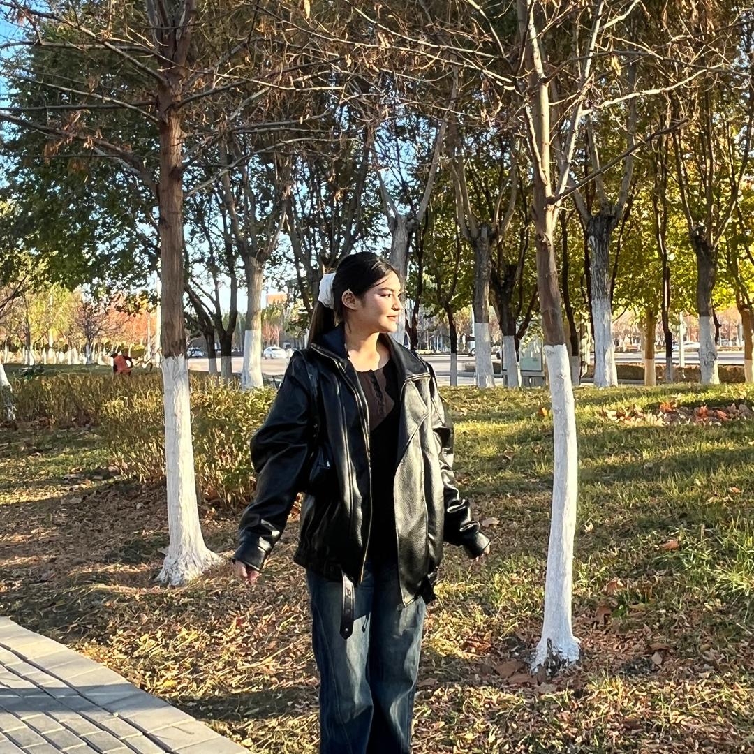 @AynigaR