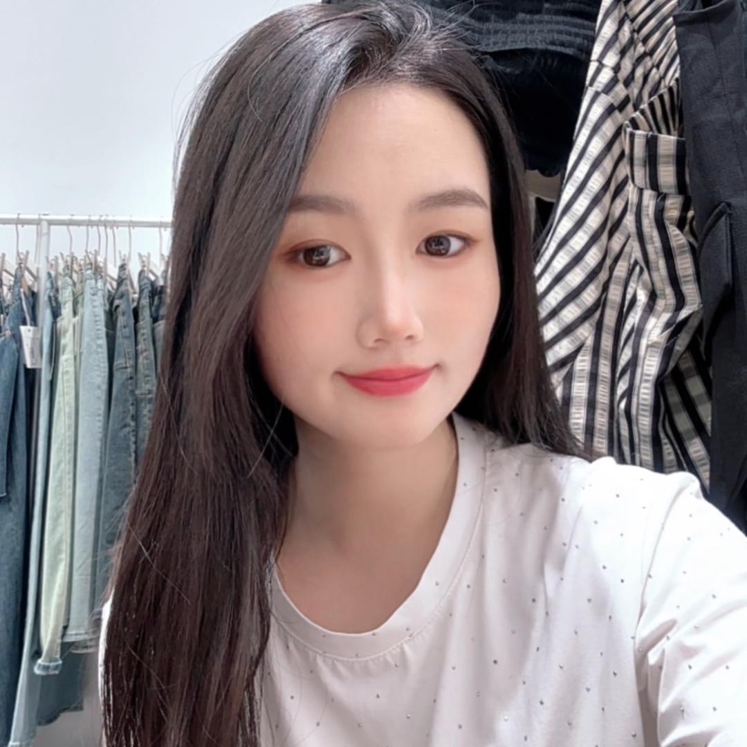 新化品味家居服芳芳