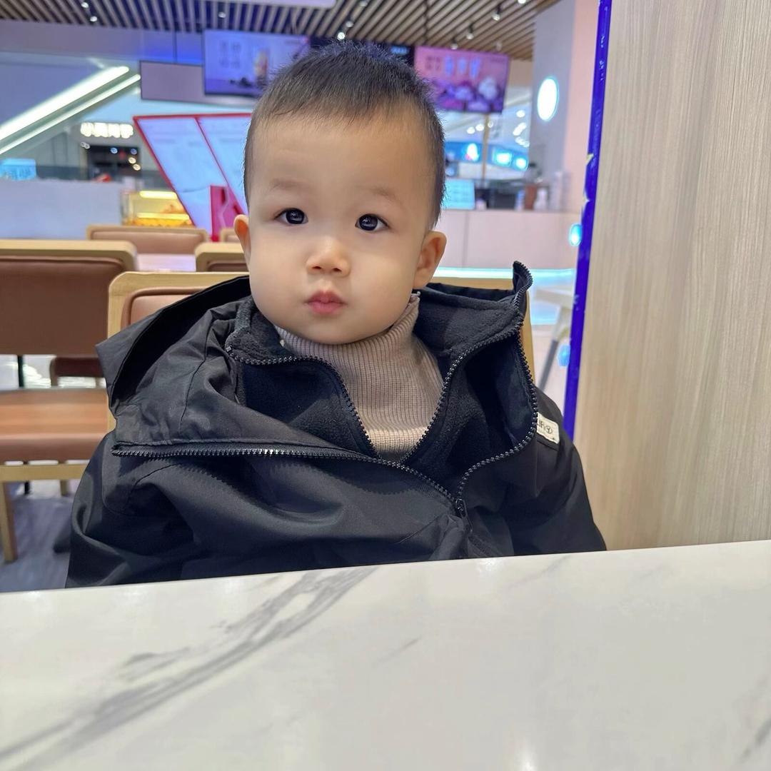 小核桃 👦    麻麻👩