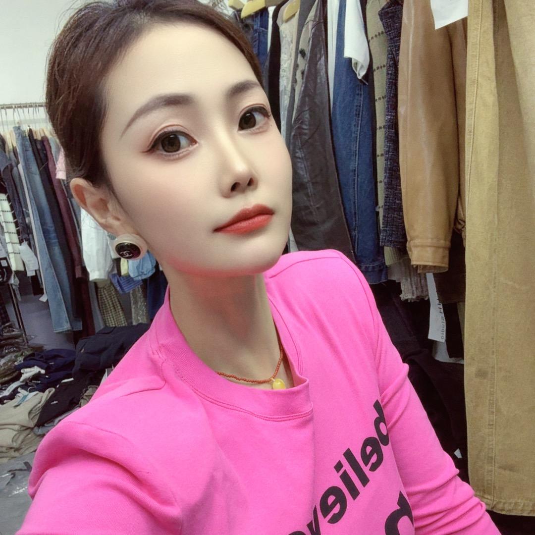 弯姐•女装穿搭👗