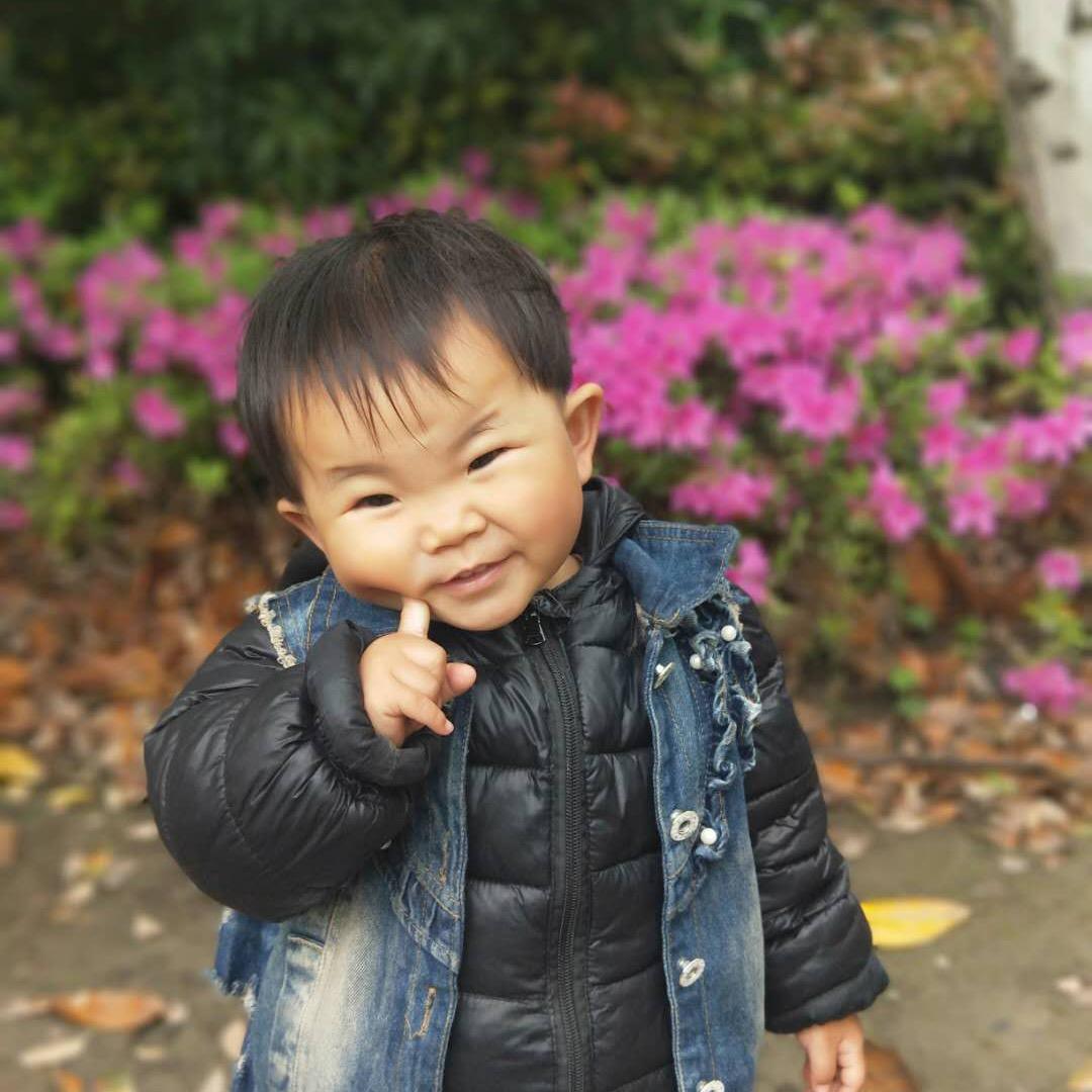 烧烤龙虾夜宵店