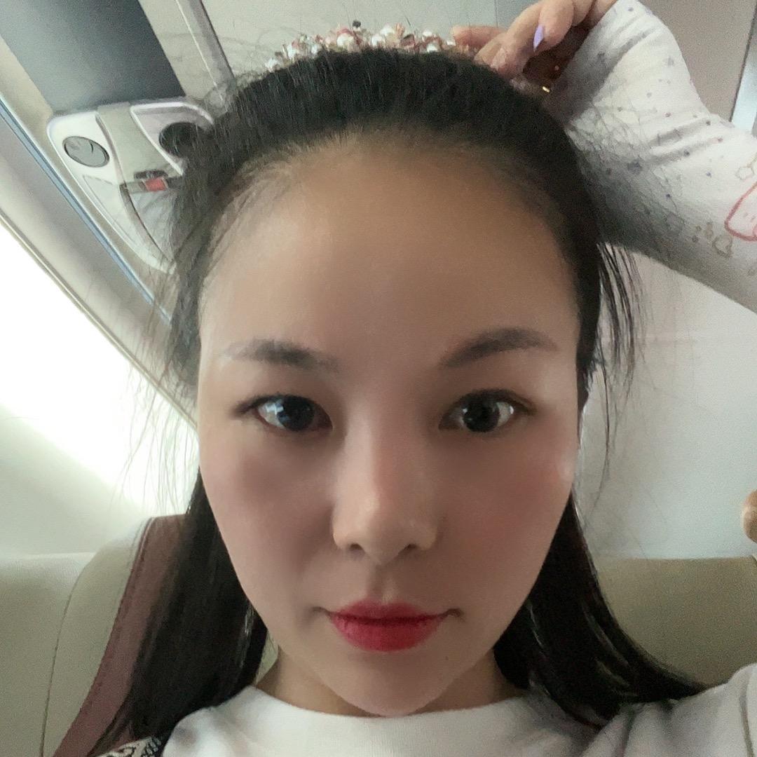 云朵上的欣向荣