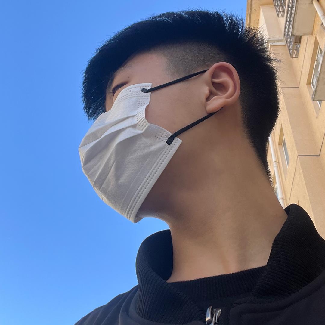 高万硕