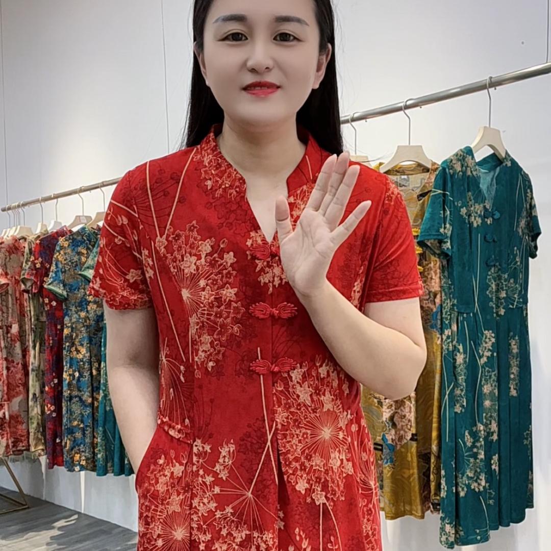 朤䕞精品