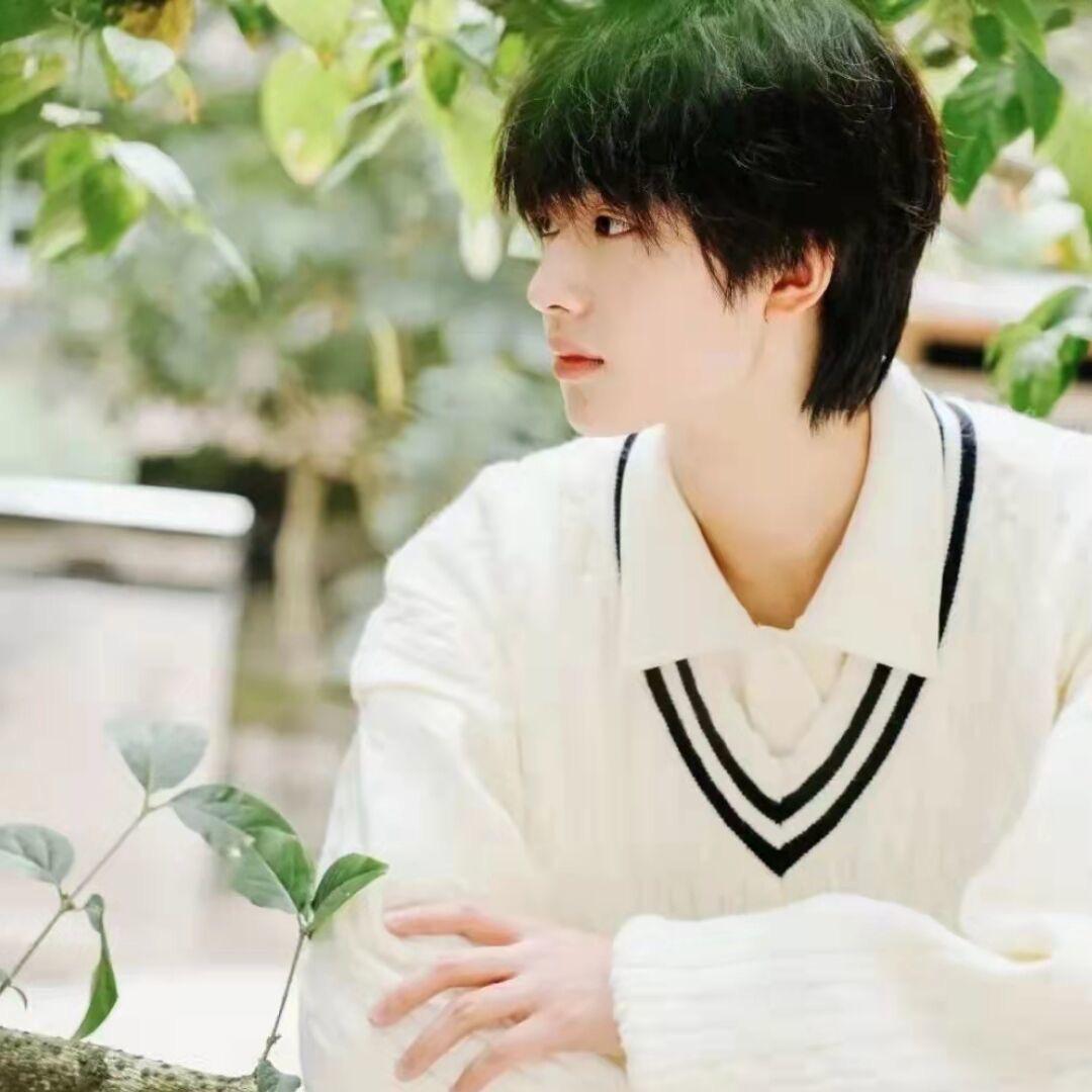 明天穿什么🤵