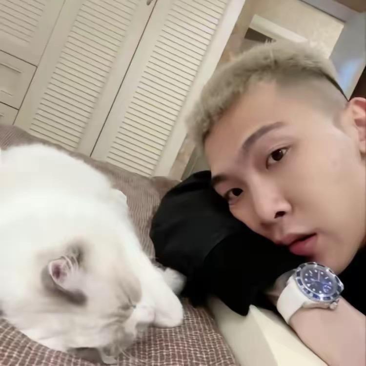 ￴秋刀鱼
