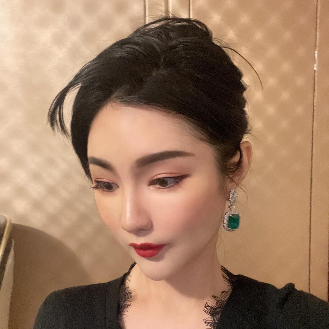 戴安之爱珠宝