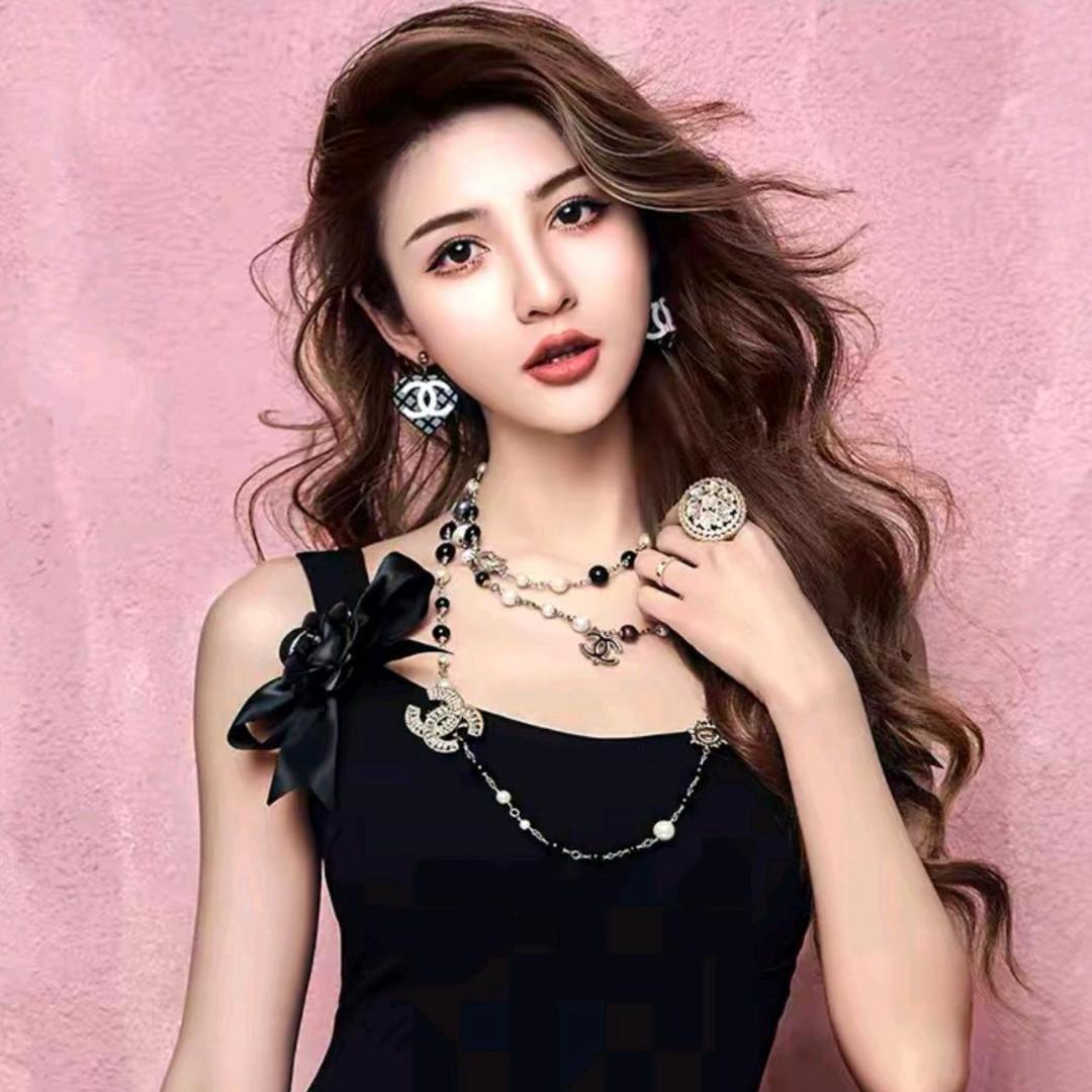 丫头baby爆款穿搭