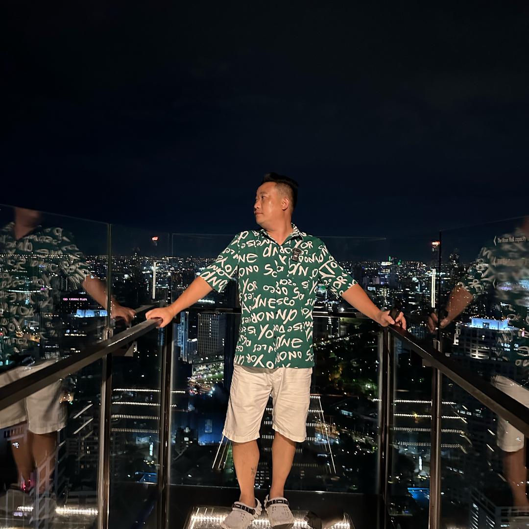 成都挂壁所张所长