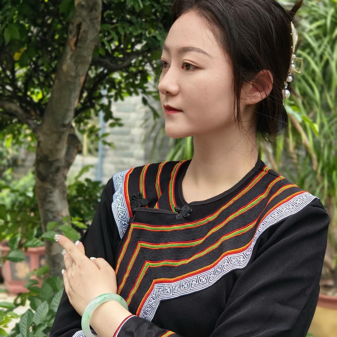娜娜珠宝甄选