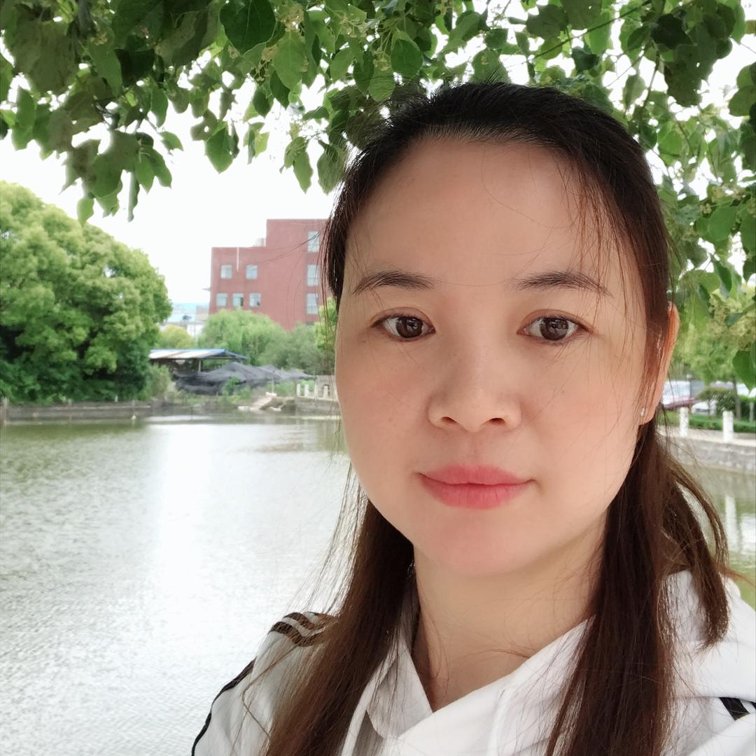 踏雪寻梅