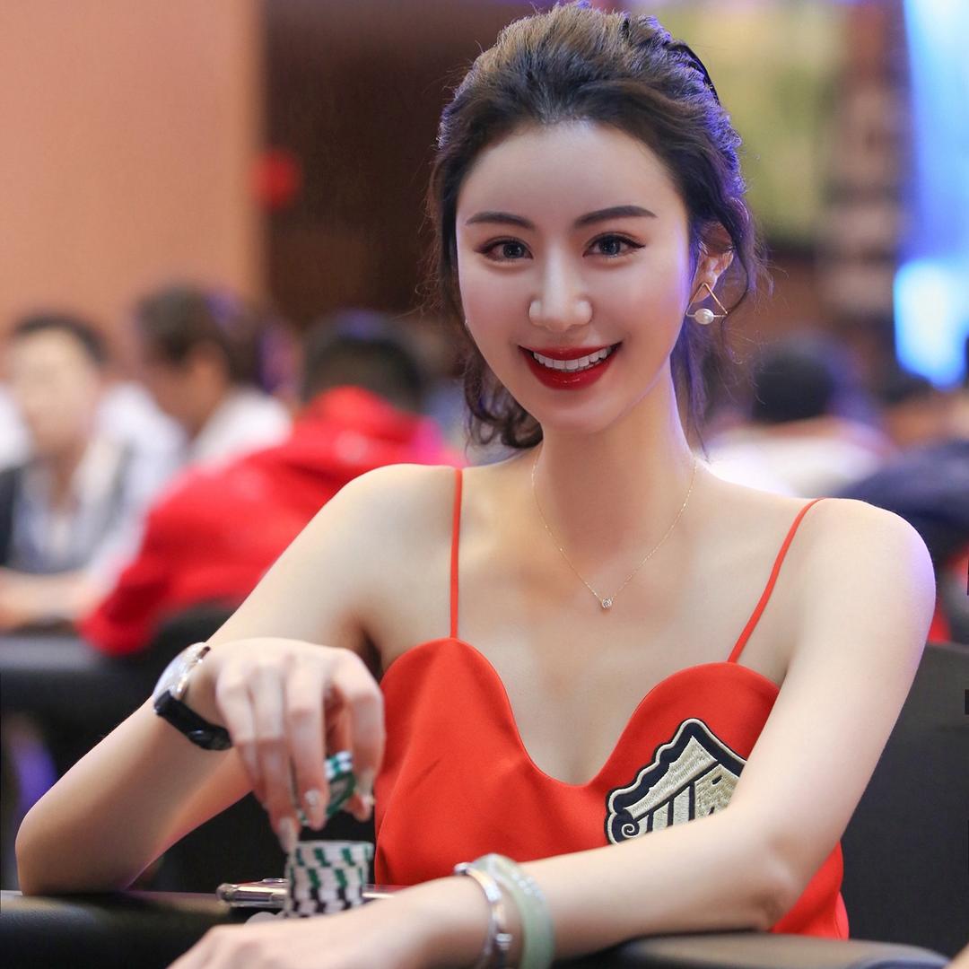 张晨旭Vanessa小旭