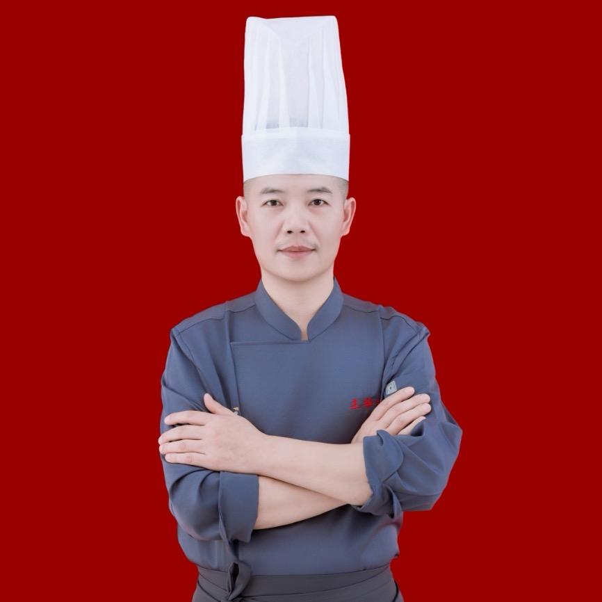 王华伟