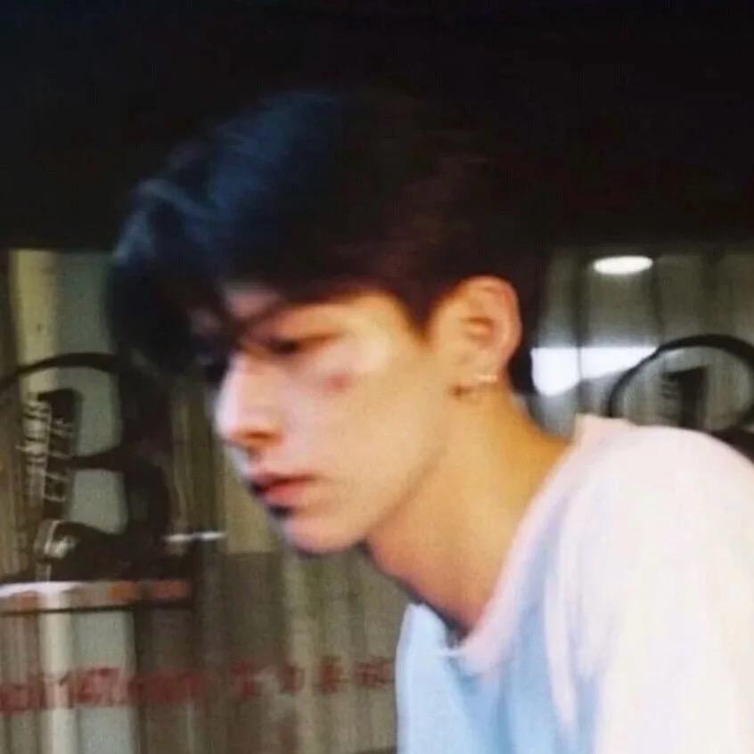 Whose（无畏契约）