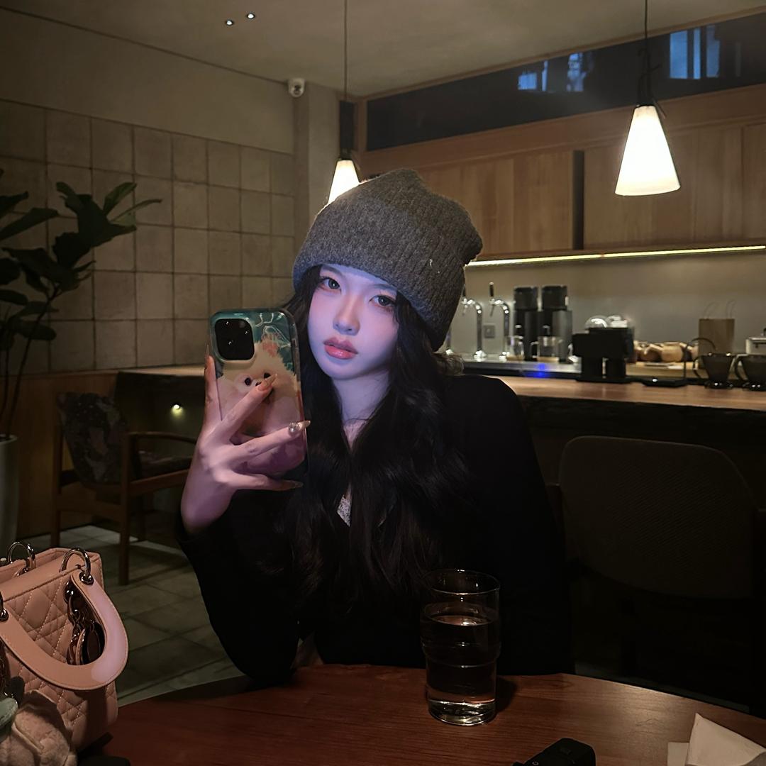 我好饿阿-