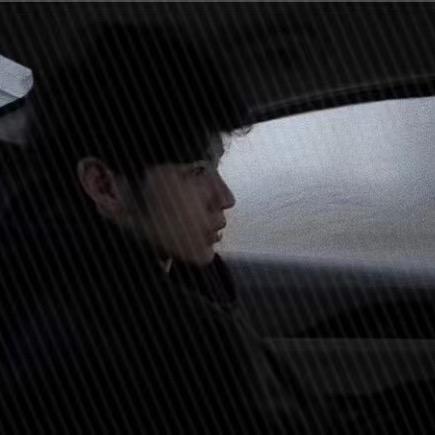 ￴￴    ￴ ￴ ￴