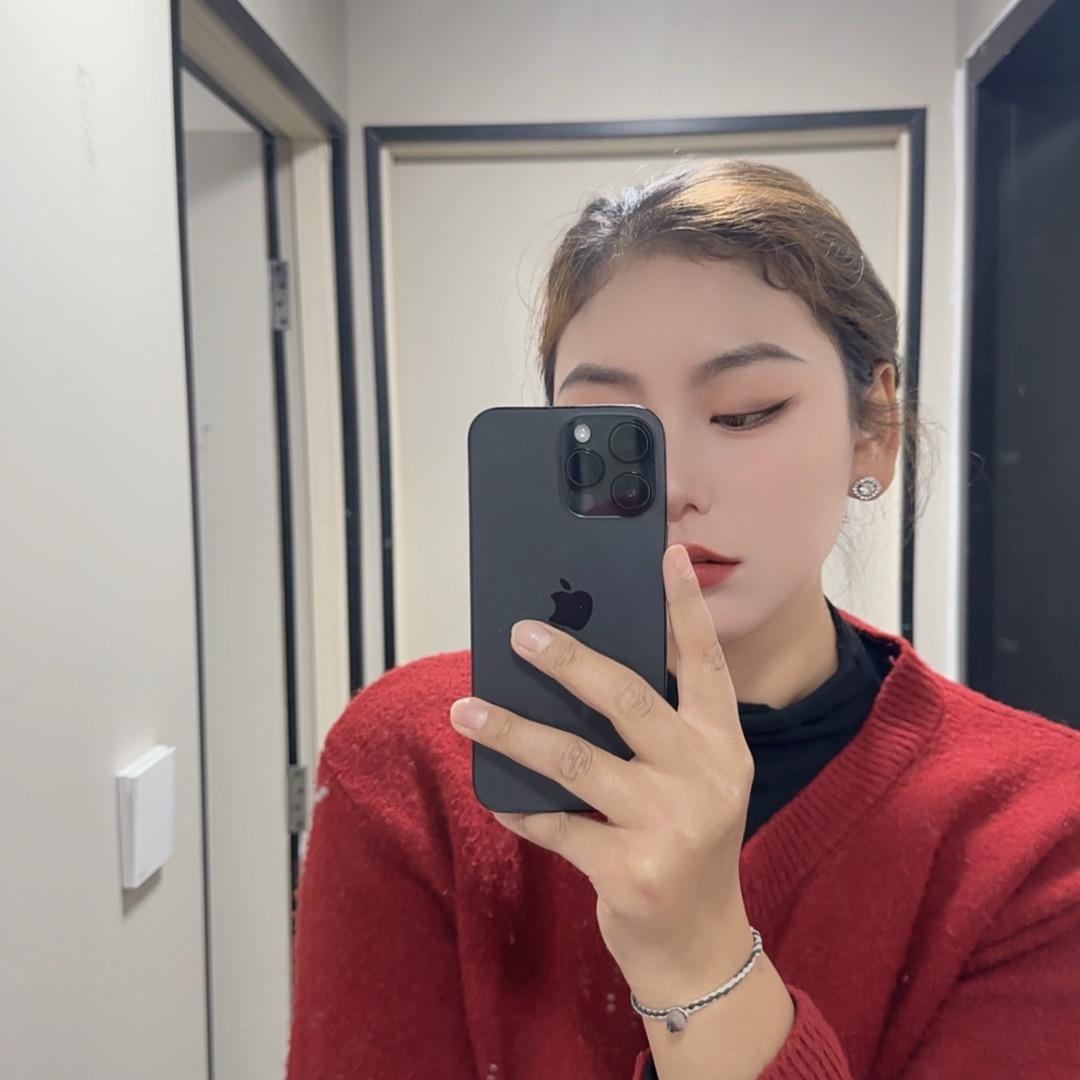 妮妮在共和