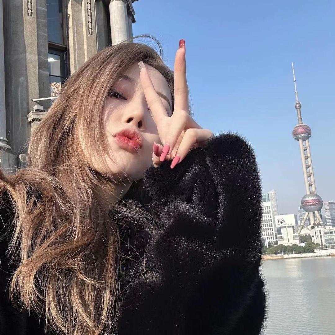 筱筠轻奢韩尚饰品