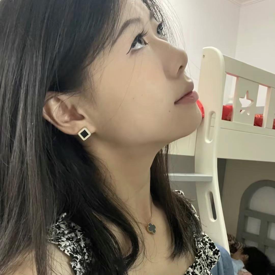 侯酸酸