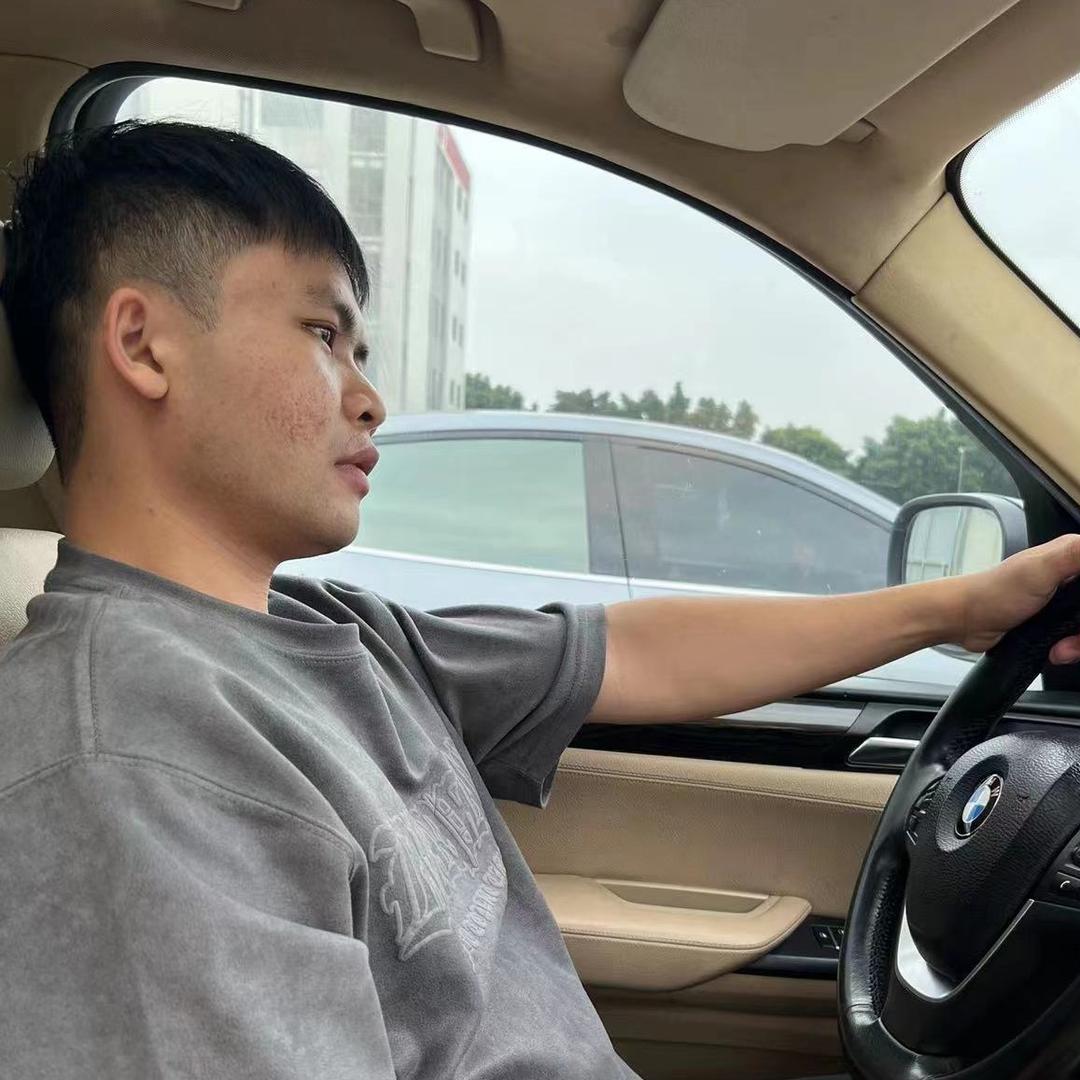 老莫二手车业